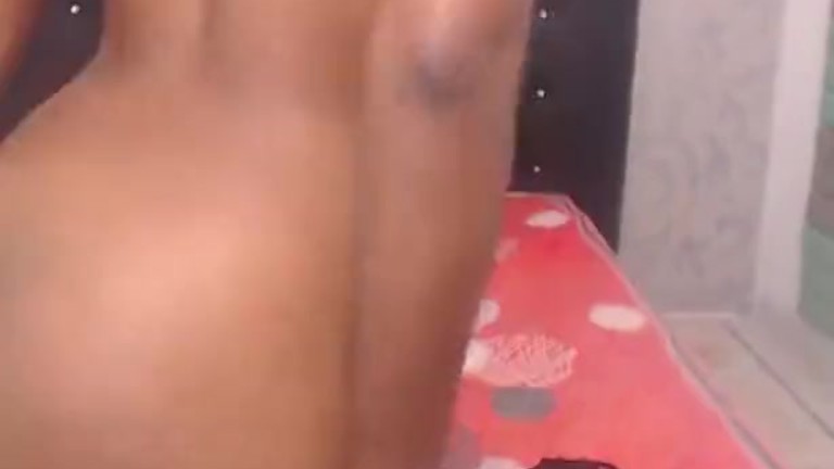 amazing ebony anal dildo and twerk