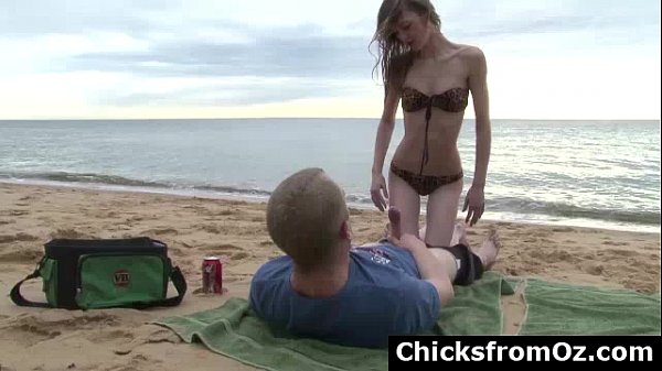 Aussie amateur couple fuck outdoors on the beach]