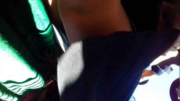 bajo la falda de mujeres bolivianas