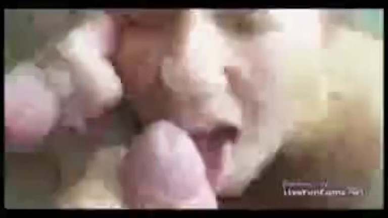 BBW friends share facials