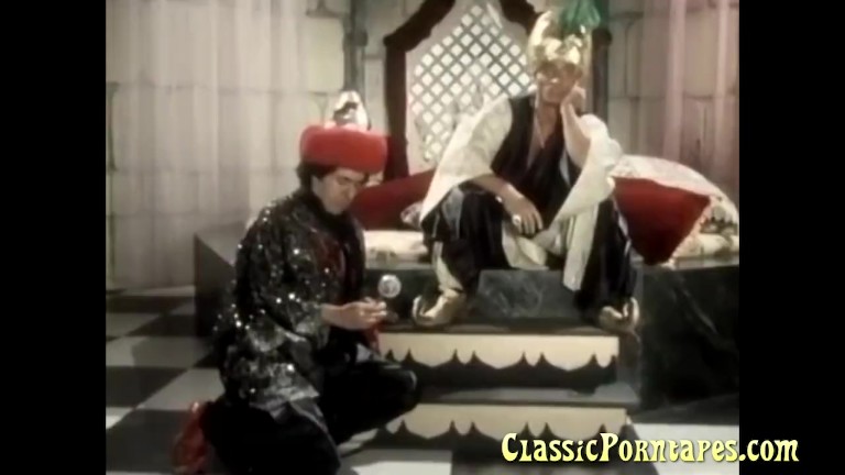 Best deepthroat by blonde in retro porn