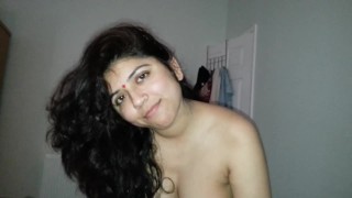 Busty Indian Bhabhi Shalini Sucking Cock – Indians Get Fucked