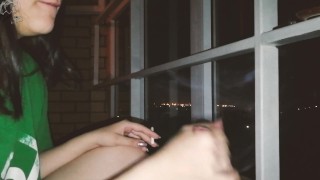 Уж очень она любит курить и играть с моим членом