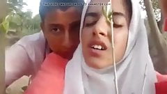 Desi judva bhai bahan Latif Ltifa doggy outdoor hijab muslim