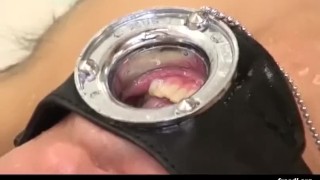 DMOW-121_drinking piss