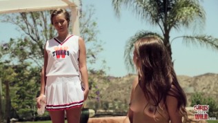 GIRLSGONEWILD – Attractive Young Lesbians Performing Cunnilingus