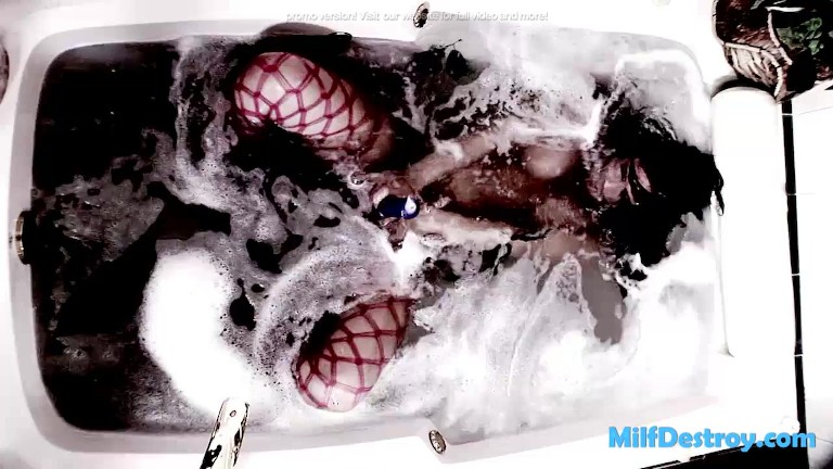 Hardcore fetish porn with hot babe by MilfDestroy