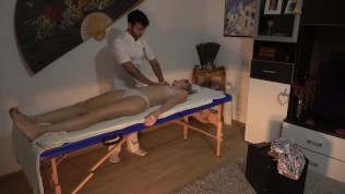 Hidden camera in massage parlor – Chubby masseur fucks client
