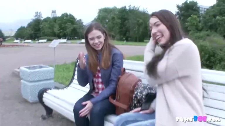 Horny teen babes love hardcore threesome