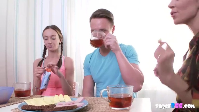 Hot petite teens loves hardcore threesome sex