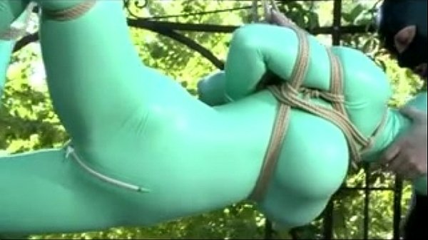 Latex catsuit bondage fucked outside – myfuckingwebcam.com