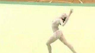 Nude Gymnast practices