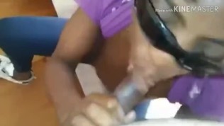 Petite thot get a cumshot