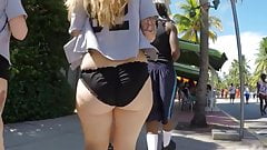 PHAT ASSED WHITE CHICK