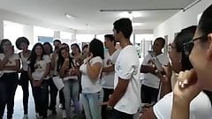 Professora fazendo boquete em aluno