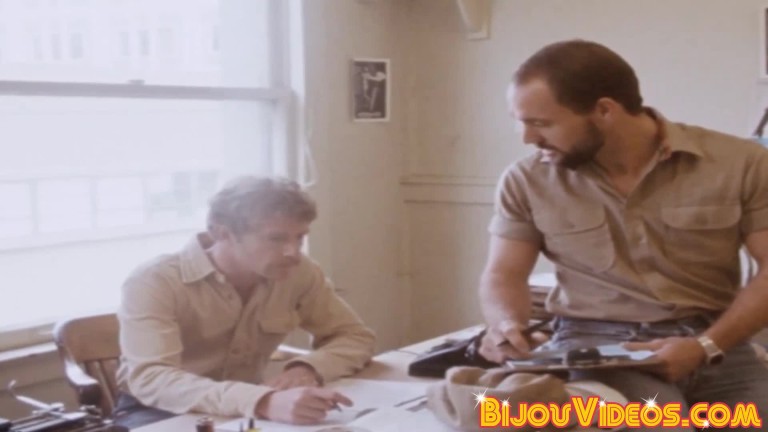 Retro gay dude spreads legs for an amazing ass banging