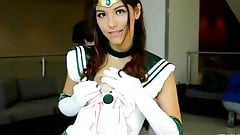 Sailor Jupiter Cosplay