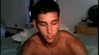 sexy boy stroke on cam