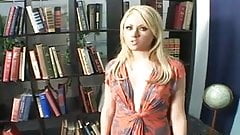 Sindee played her pussy in the library