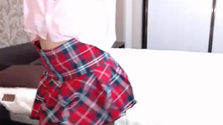 Stunning Asian Slut On Webcam