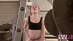 Tiny Australian bangs her gym instructor