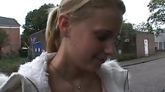 Toerist met lekkere tieten geneukt