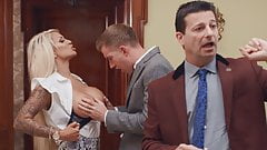 UK Housewife Fucks The Stranger Behind her husband’s back