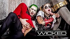 Wicked – Harley Quinn Fucks Joker & Batman