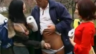 Women Jerking Guys Off In Public (Italian) – FULL MOVIE