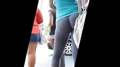Amazing public leggins ass