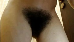 HAIRY GIRL 17d