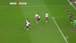 Hamburger Schlampe wird hart gefickt