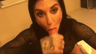 POV blowjob before the AVN Red Carpet