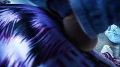 tocando y arrimandolo a nena en vestido largo