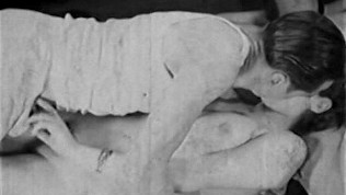 Antique Porn 1930s – FFM Threesome – Nudist Bar