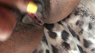 Blowing bubbles out my juicy pussy & Peeing in your mouth.