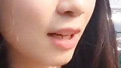 Northeast accent anchor outdoor live broadcast seduces the d