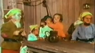 CL4RA DAZN3VEZ BL4CK