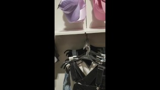 hot young girls hook up in fitting room