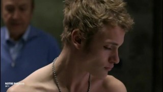 Male nudity in mainstream movies