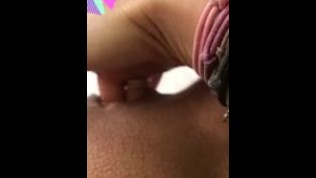 Paluszkami do orgazmu.mp4