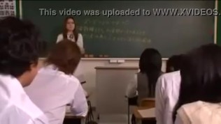 Who is she and where can i find full video and also is she speaking chinese or japanese