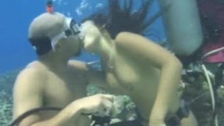 WTF Sex while Diving!