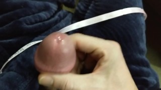 A quick cum on a cold night