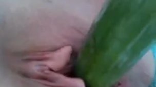 Czech scrub stretched her pussy cucumber