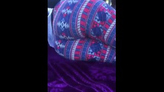 ديوث بيصور طيز مراته و هي عارفة انها بتتصور