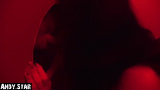 Das erste mal am Gloryhole mit meiner Freundin