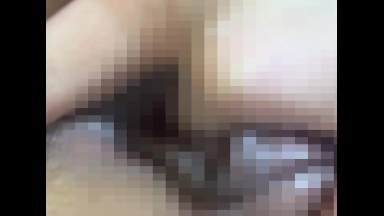 ロリ系巨乳スレンダー美少女が狭い膣をバイブピストンする自撮り動画