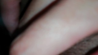 個人撮影、彼女のオマンコに二回連続で射精して精液まみれ。