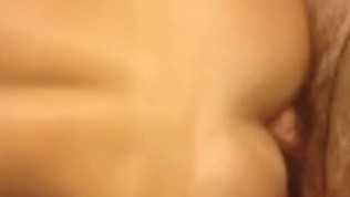 Elle aime faire sa pute, la garce